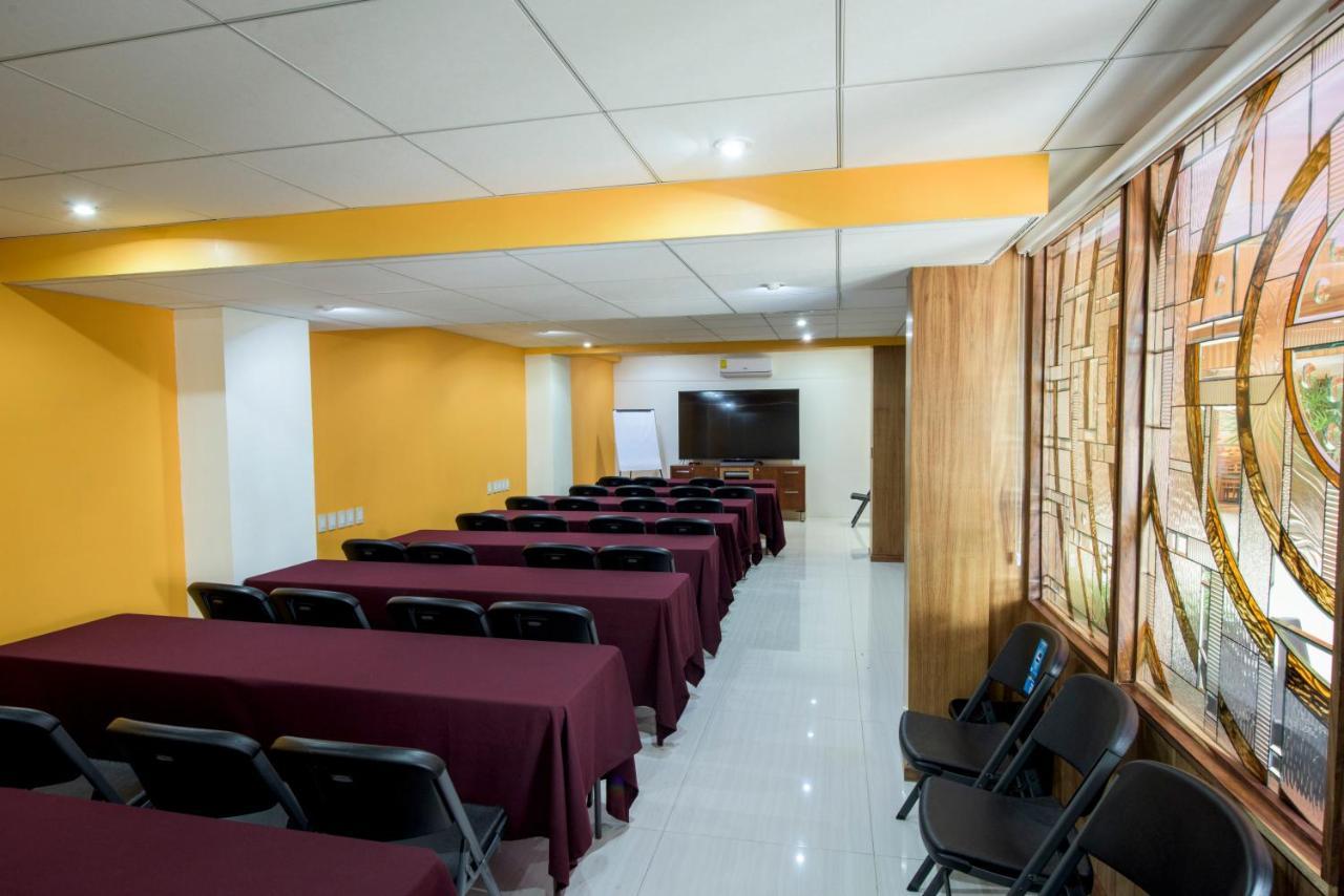 Hotel Reforma 4*